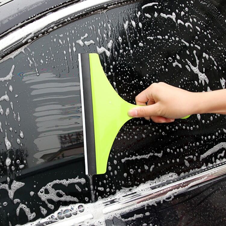 Cậy gạt rữa kính có bình xịt kèm theo