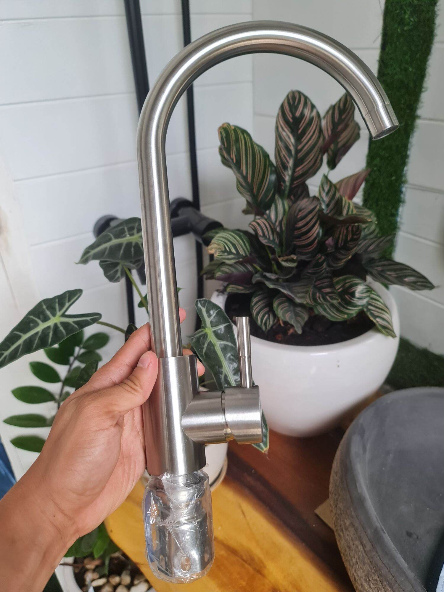 Vòi rửa chén nóng lạnh inox 304