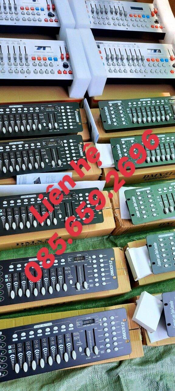 Bàn chỉnh đèn sân khấu DMX 512