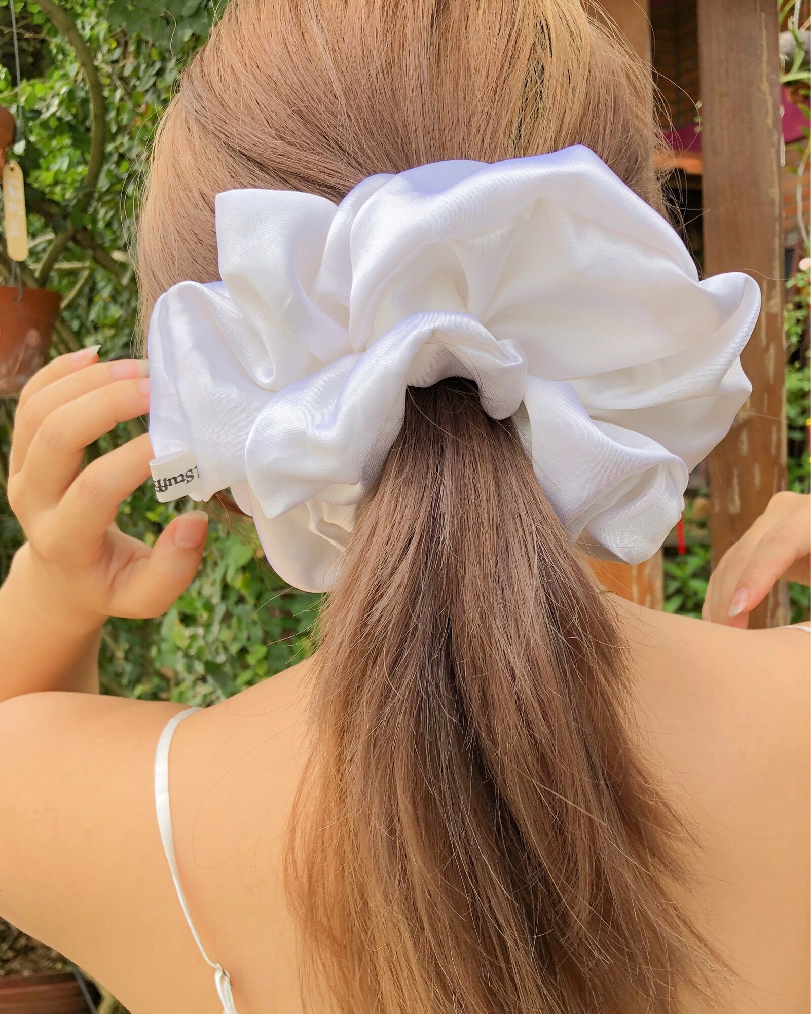 Buộc Tóc Scrunchies Lụa Mịn Bigsize Siêu To {Bảng Màu Lụa Bigsize}
