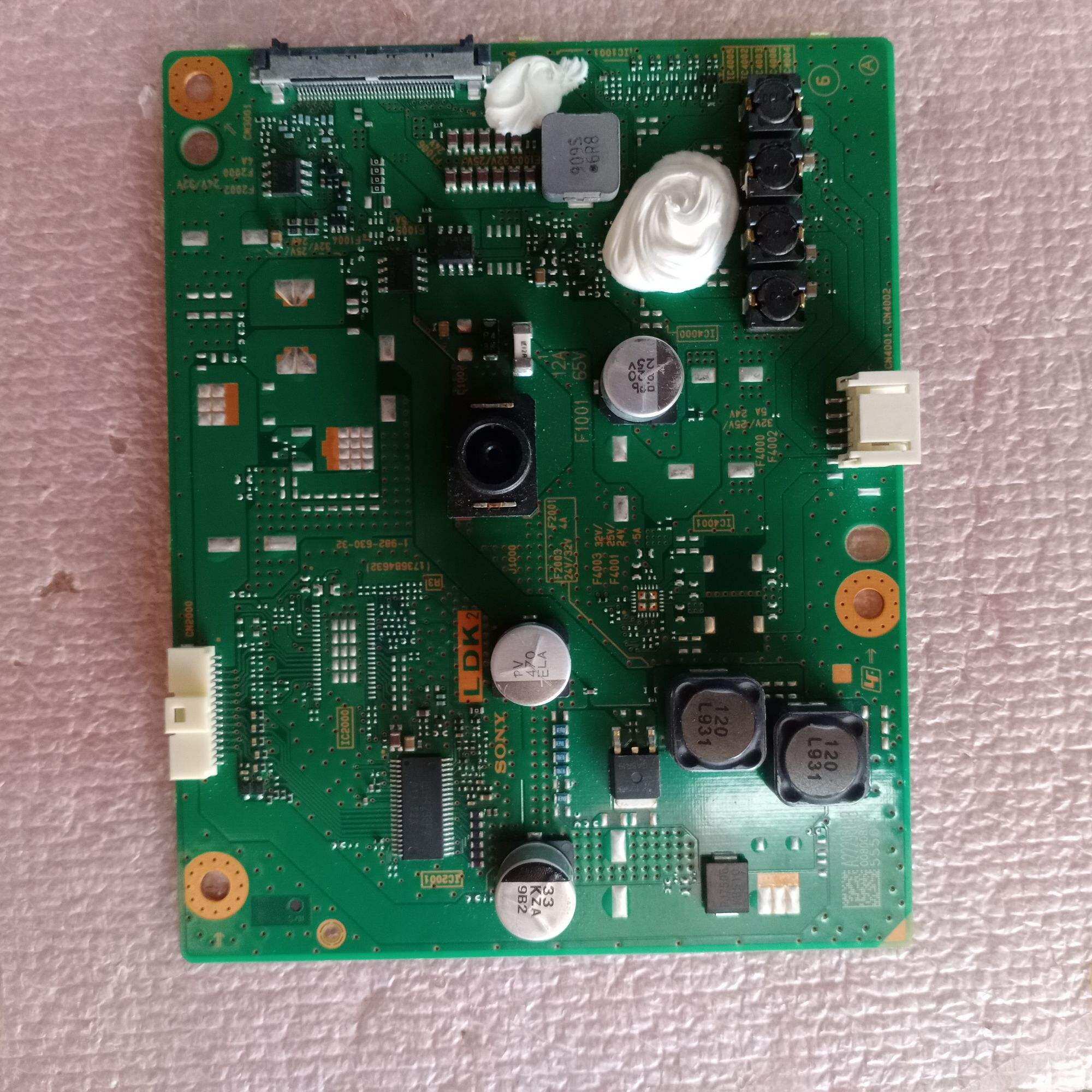 bo cao áp Tivi Sony 43W800G