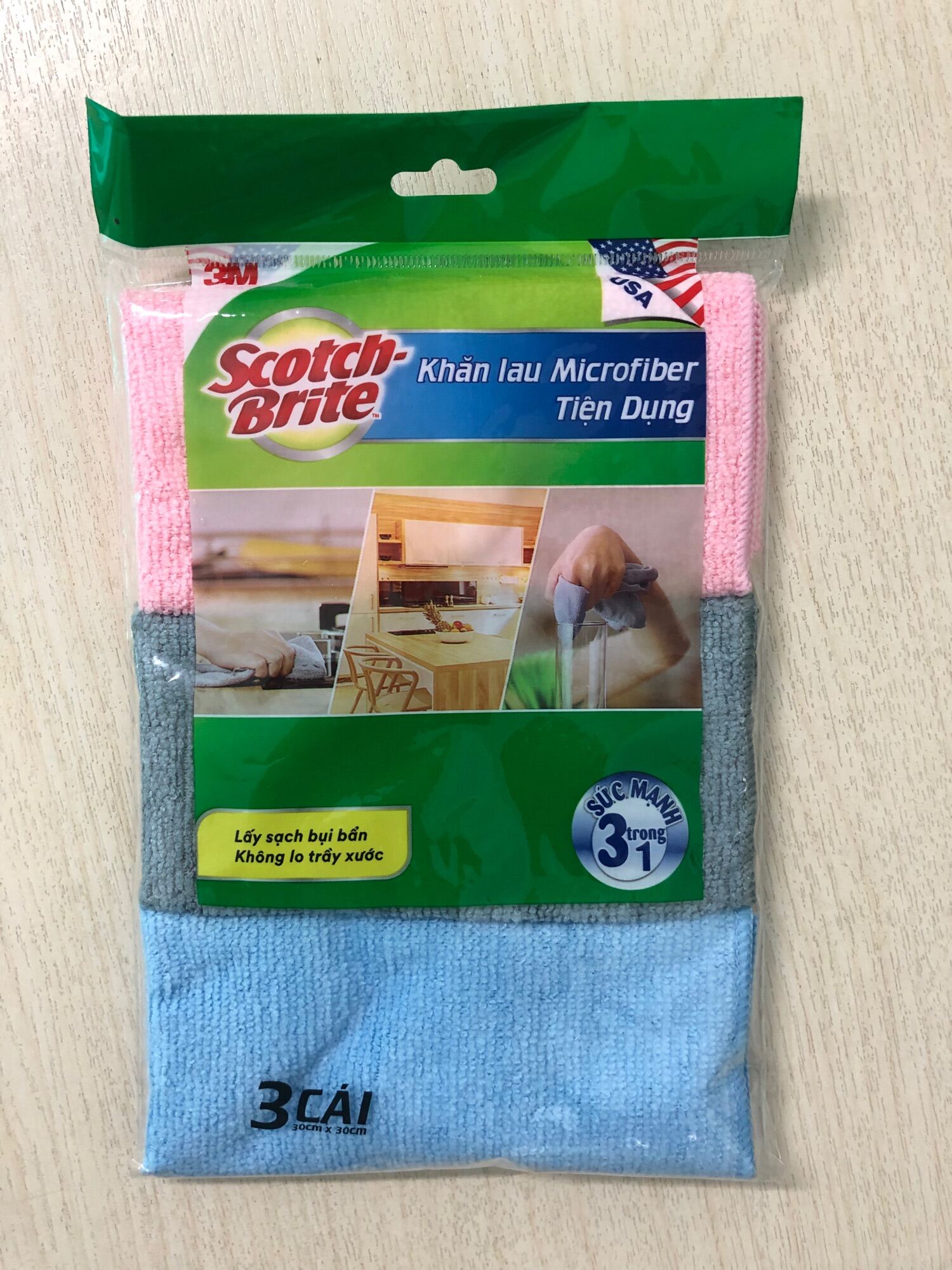 Combo 3 cái 3M Scotch Brite khăn lau Microfiber tiện dụng.