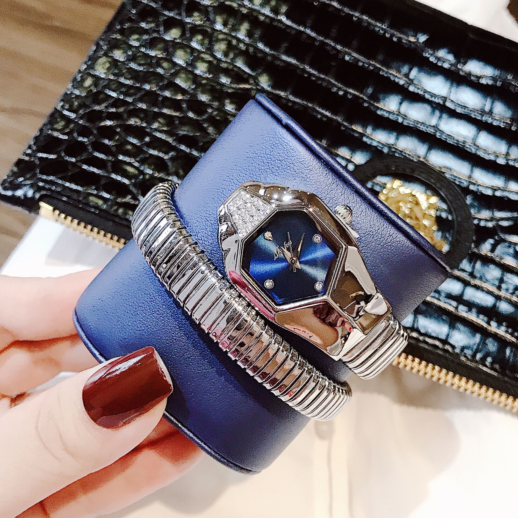 Đồng Hồ Nữ Missfox