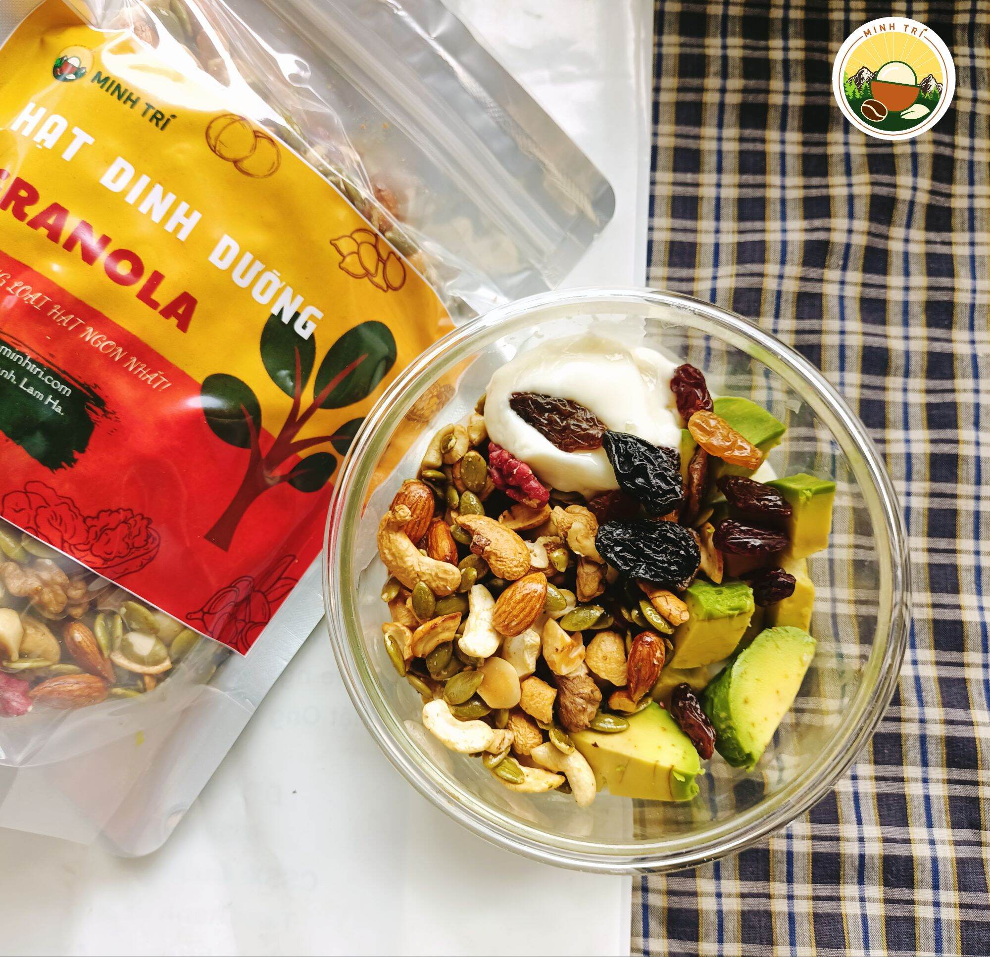 GRANOLA CHỈ 5 LOẠI HẠT ( Óc đỏ, hạnh nhân, macca, bí, điều) Siêu cấp dinh dưỡng