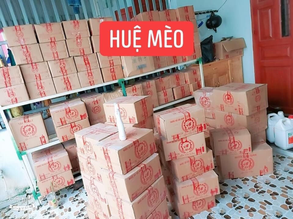 24 CHAI NƯỚC XẢ VẢI KHÔ ( màu đỏ ) - LÂM ĐẠI PHÚC