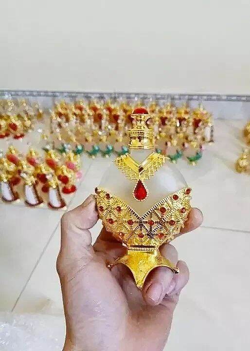 Vỏ chai thủy tinh 30ml đựng nước hoa tinh dầu dubai Chai trống