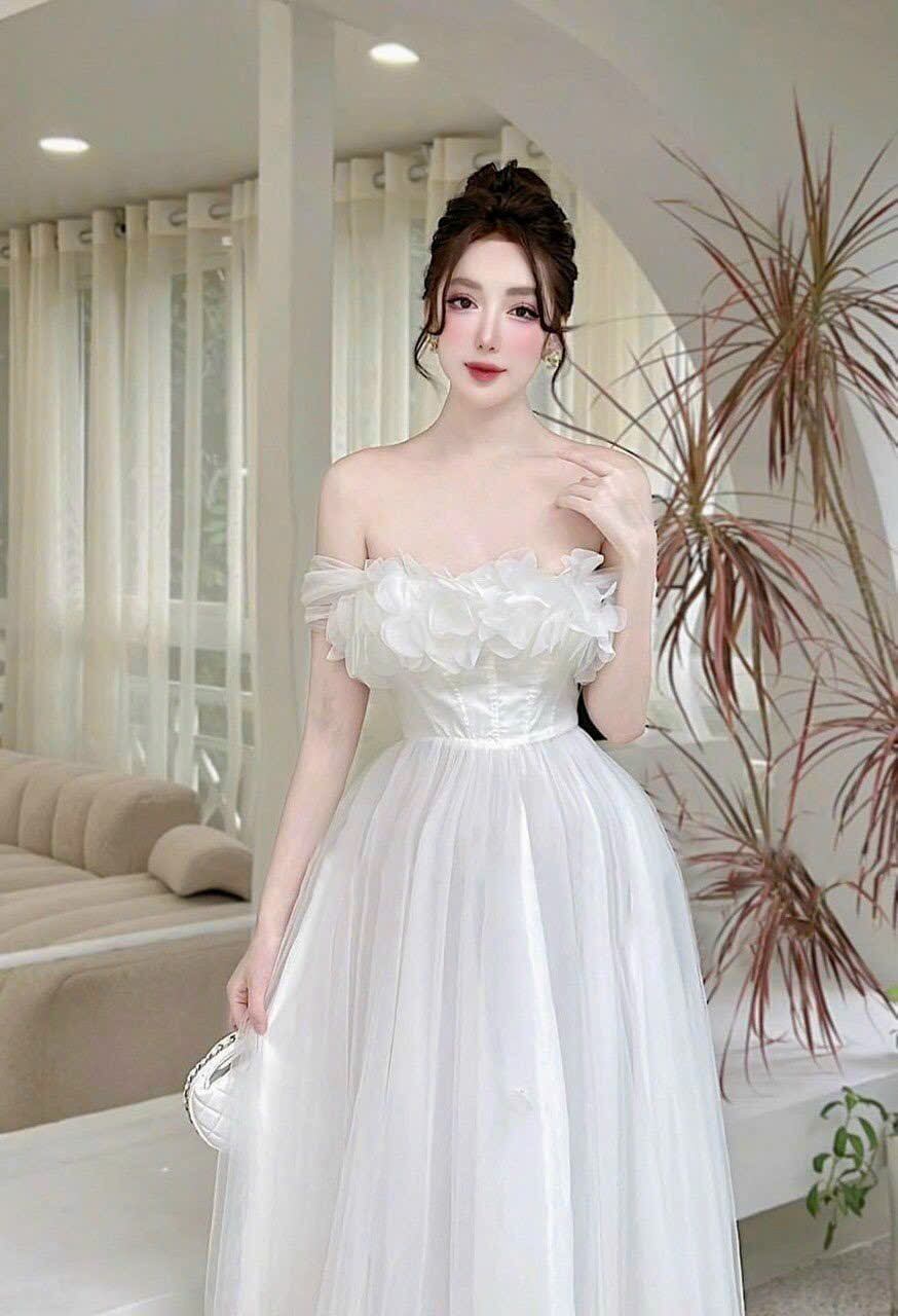 ĐẦM  LƯỚI CÔNG CHÚA BẸT VAI ĐÍNH HOA