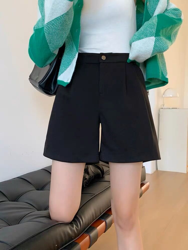 Quần dạ short trơn dễ phối đồ. Chất cực đẹp