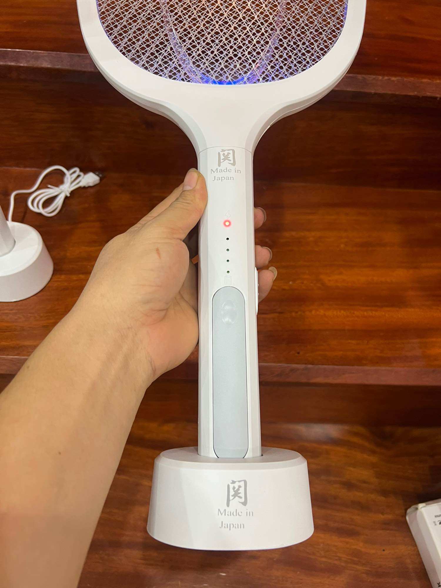 vợt muỗi nhật bãi 98%(made in japan)