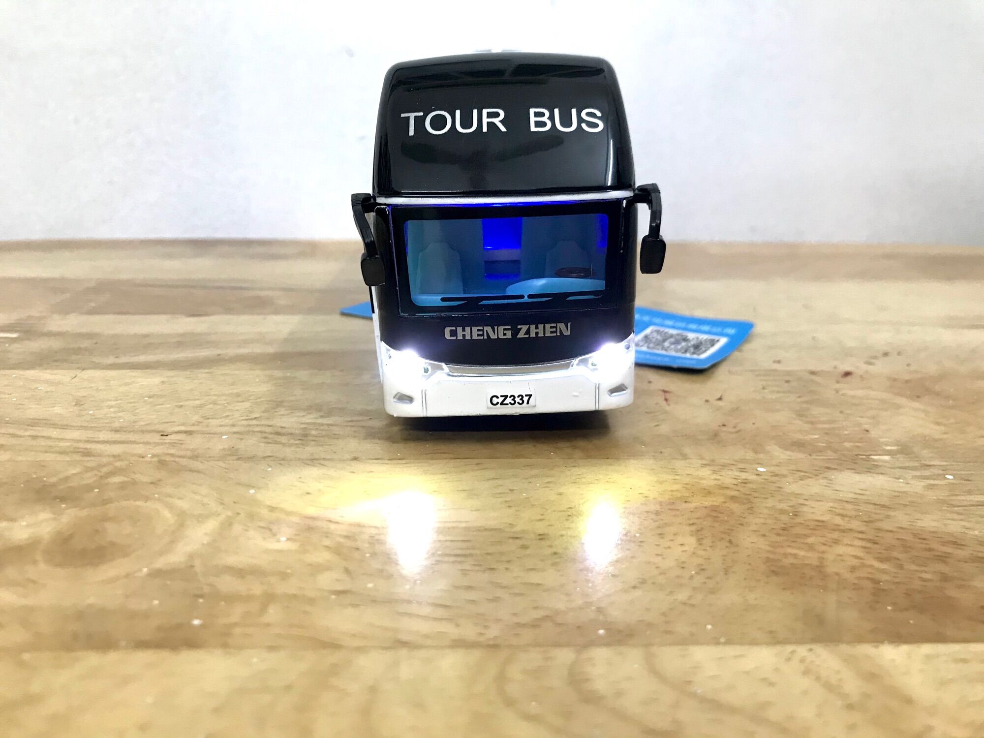 Mô hình bus Yutong ZK6138Hp