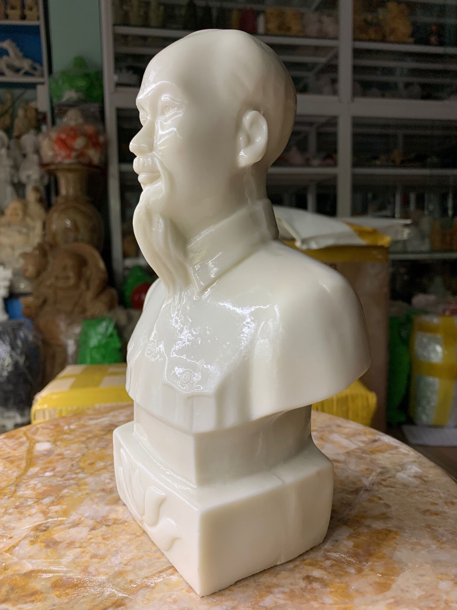 Tượng Chân Dung Bác Hồ Đá Đúc- cao 23.5cm