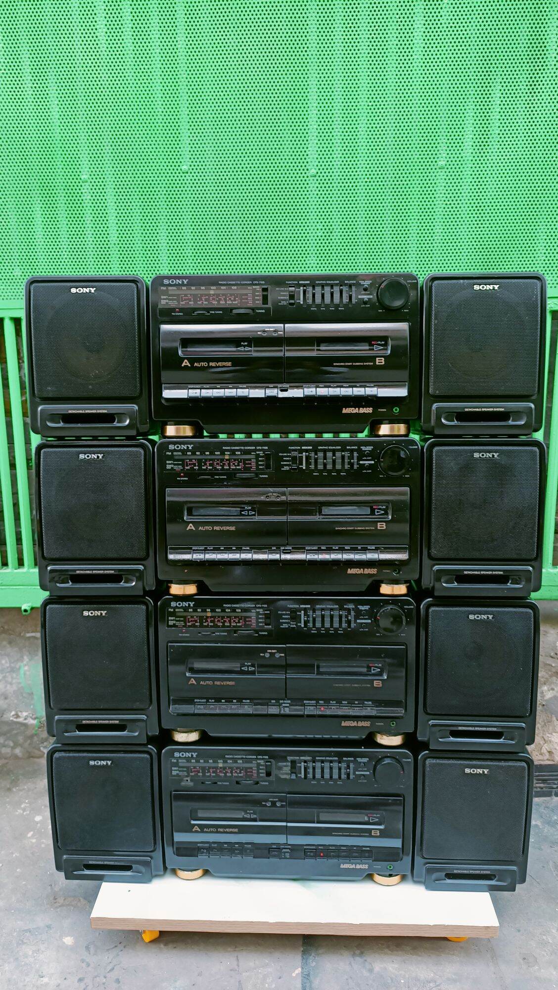 đài cassette Sony 710s