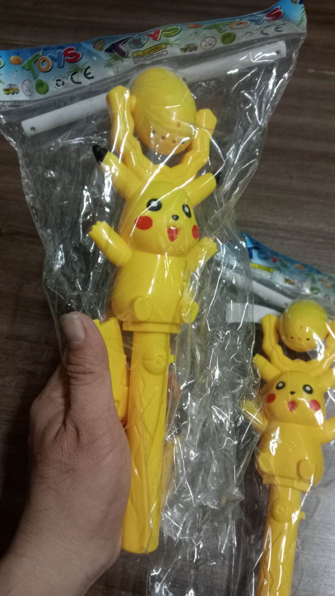 Đồ chơi cây quay chong chóng Pikachu có nhạc và đèn (tặng kèm pin)