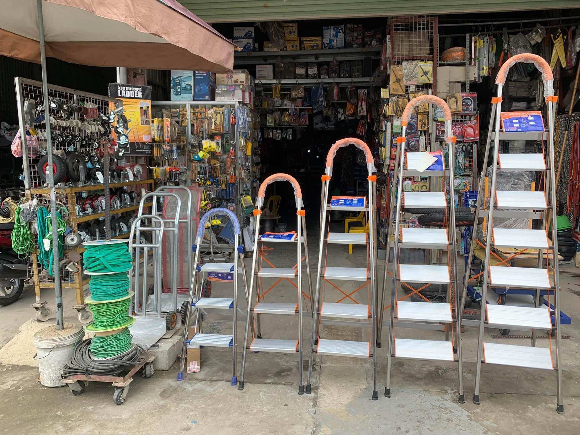 Thang nhôm ghế tay vịn 3 bậc