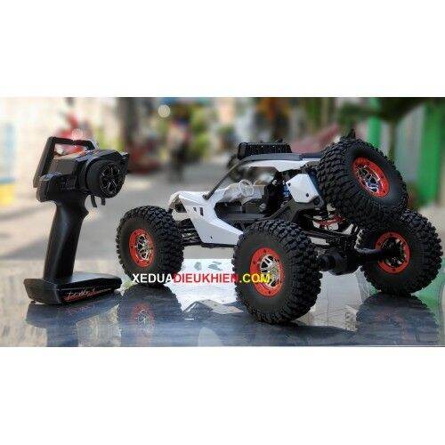Xe đua địa hình leo núi - 4wd tỉ lệ 1/12 có đèn rc offroad car