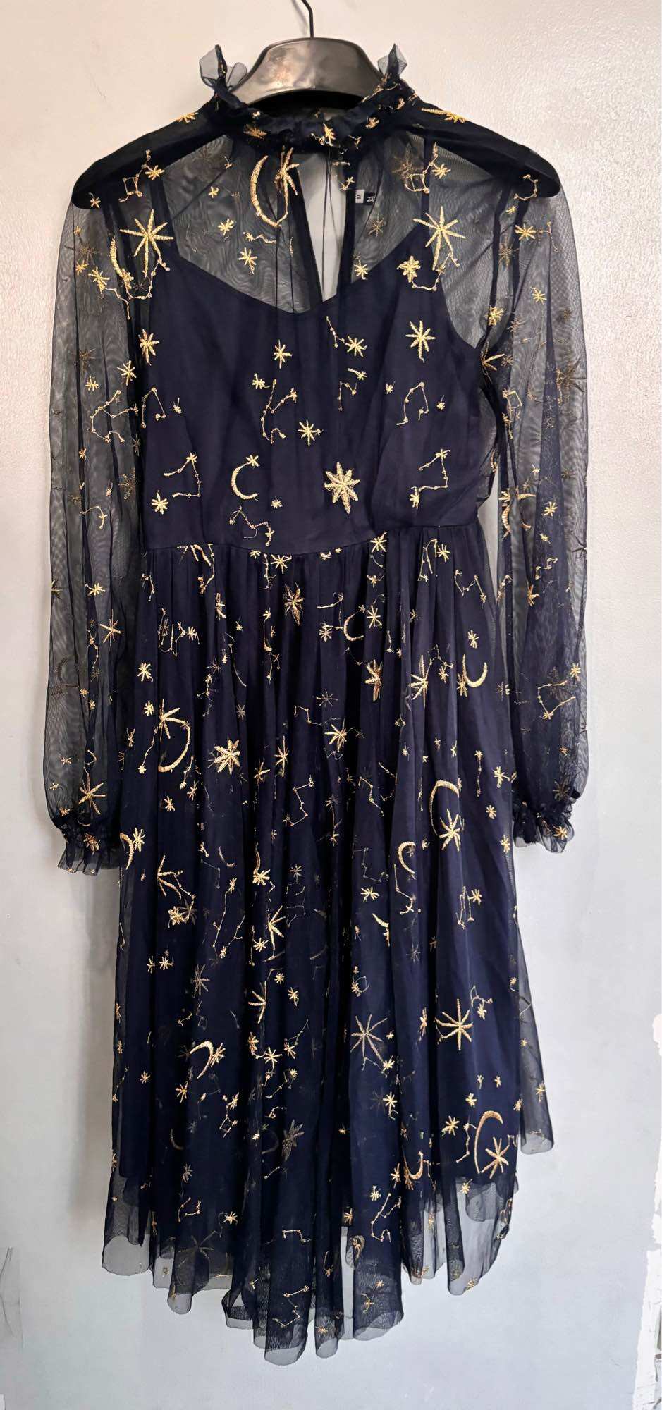 Đầm Hoạ Tiết sz M, new 98%