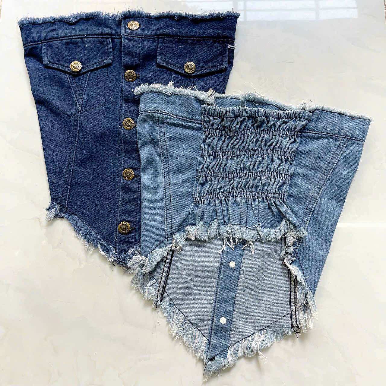 Áo ống jean cúc vạt xéo