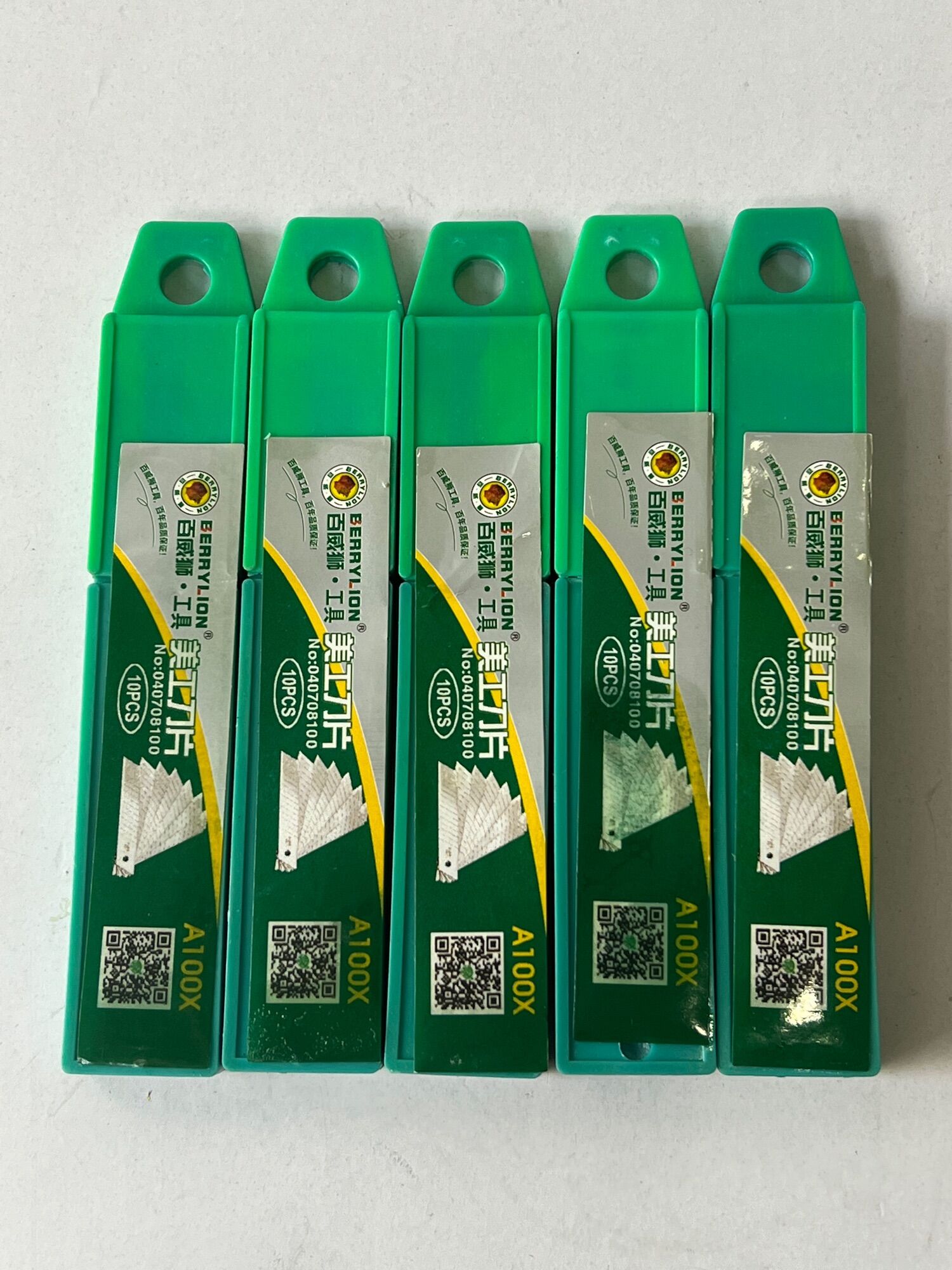 Lưỡi Dao Rọc Giấy ( 1 Vỉ Gồm 10 Lưỡi Dao )