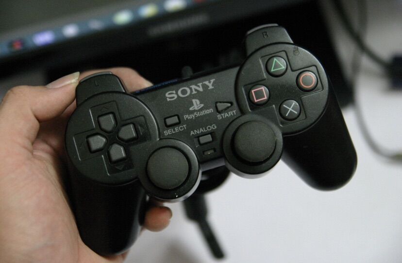 Tay sony ps2 chính hãng