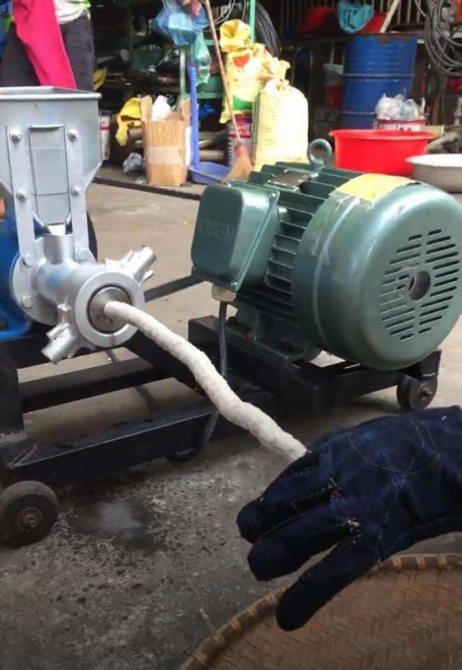 Máy nổ bỏng cối thép