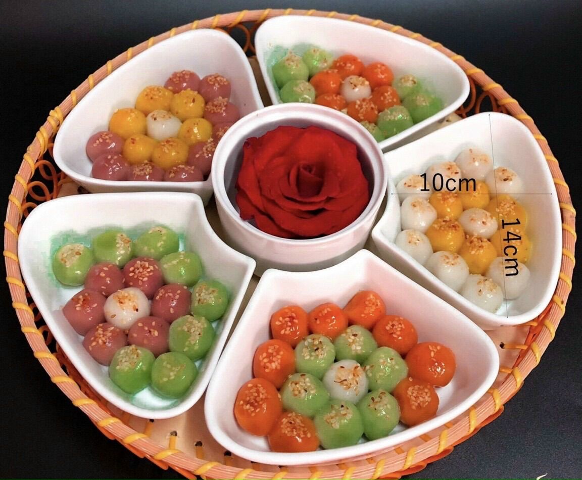 Khay đựng đồ ăn