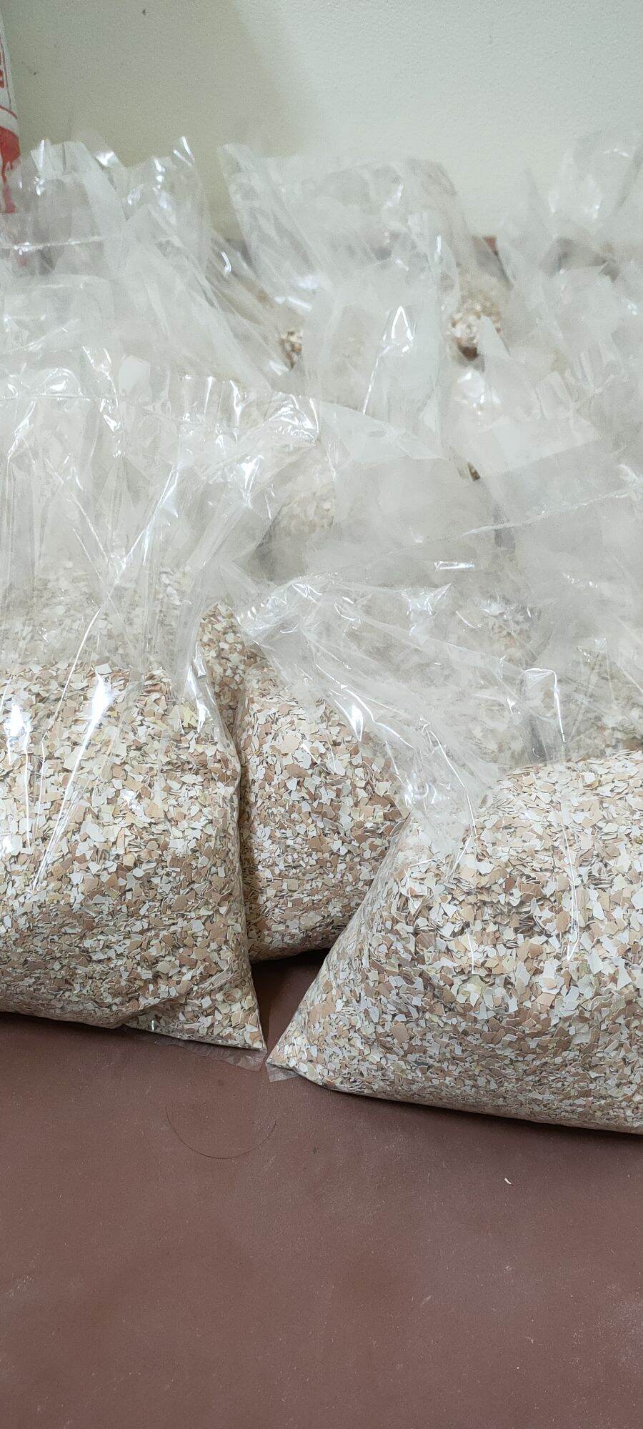 Vỏ trứng gà bón cây 1kg/túi