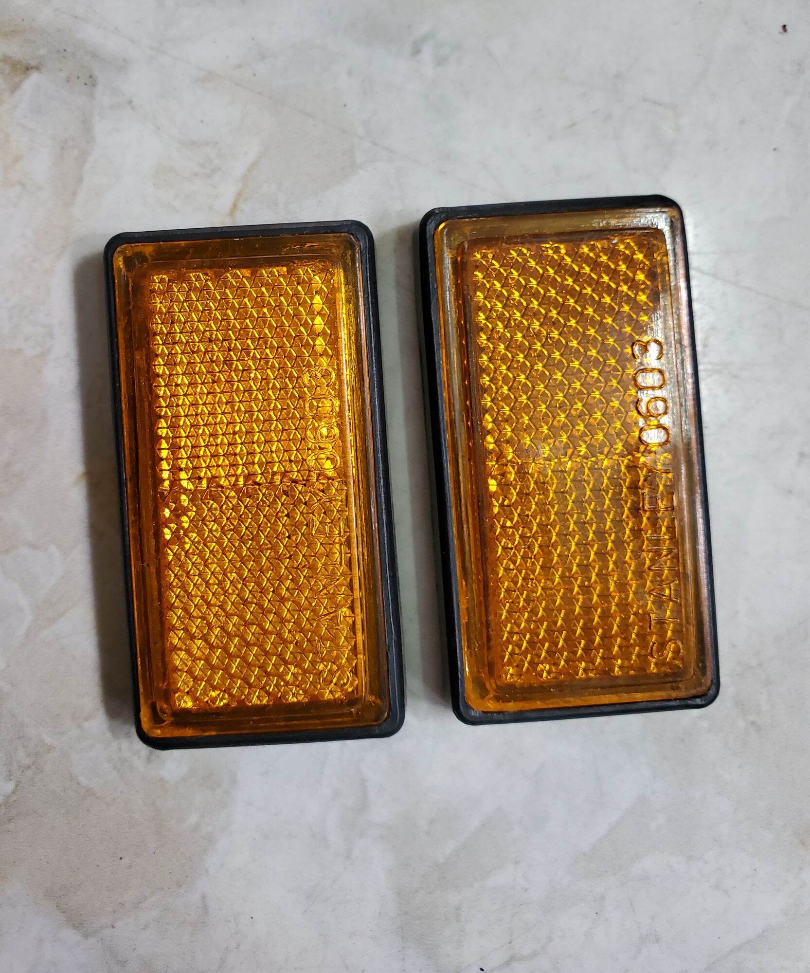 Mắt mèo phản quang gắn xe điện ( 1 cặp ).