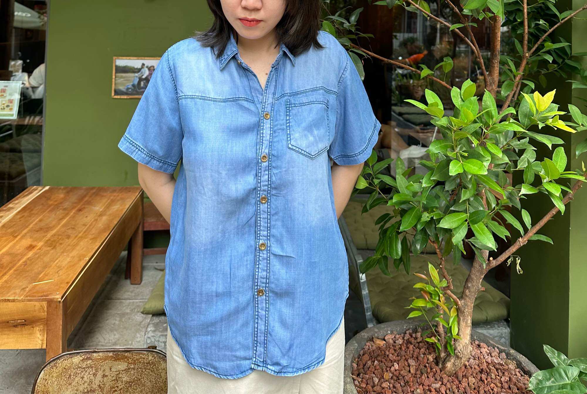 Áo sơ mi jeans ngắn tay kiểu dáng basic nhiều màu sắc - donulatte.clothing