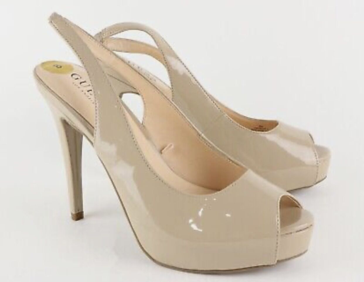 Sandal đế đúp hiệu Guess chuẩn xuất, màu nude