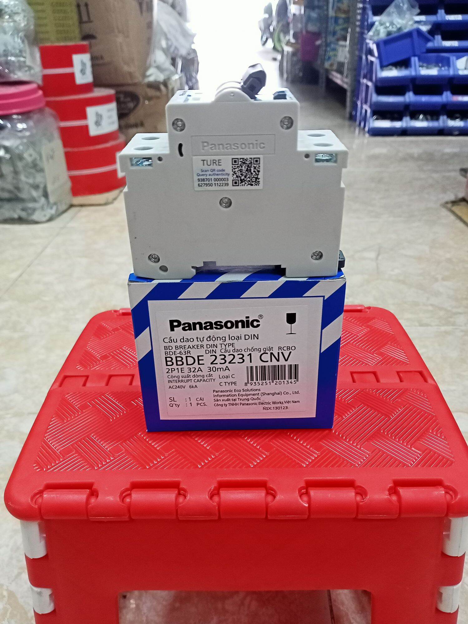 CB chống giật panasonic 32a