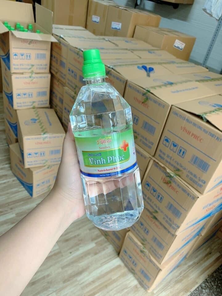 Nước muối sinh lý vĩnh phúc natriclorid 0,9% chai 1 lít