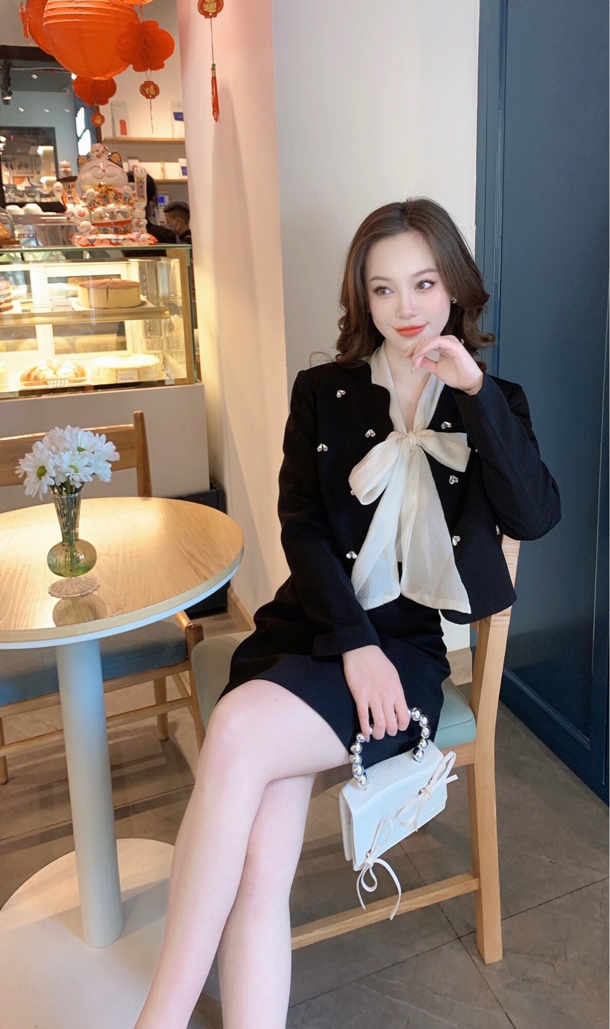 Áo khoác Jacket dài tay đính đá Pha lê trái tim Elise by Clara