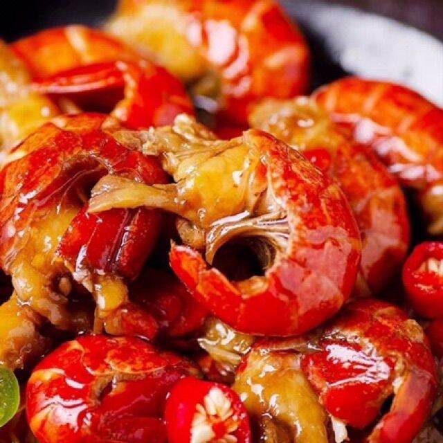 Tôm hùm đất món ăn vặt Trung Hoa