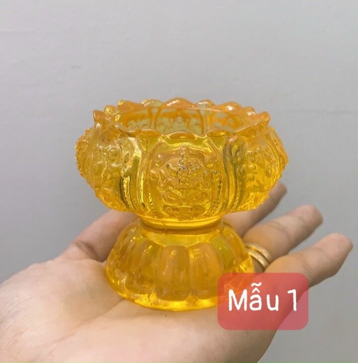 Đế đốt nến vàng ( cao 6 cm )