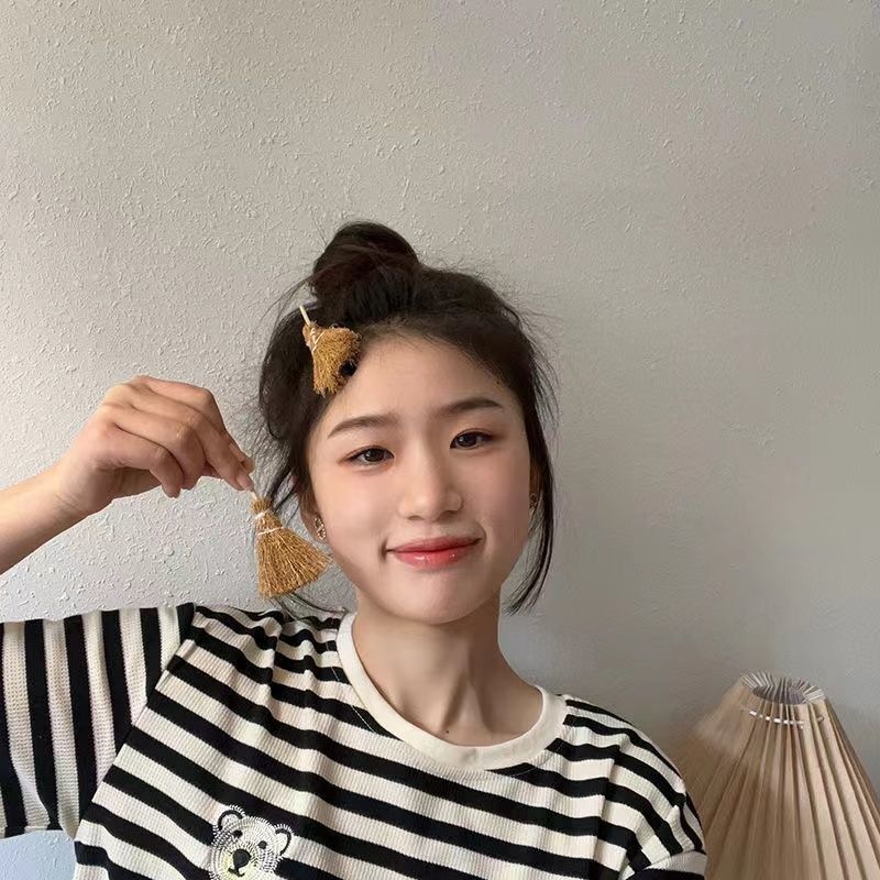 Kẹp tóc hình chổi rơm