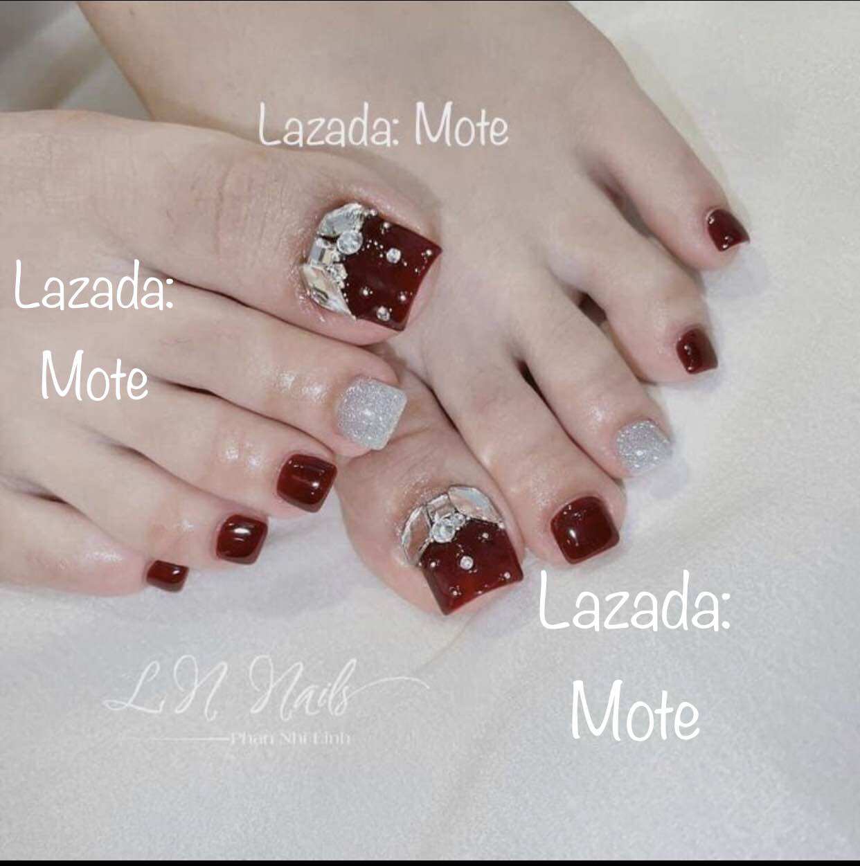 Nailbox-Móng chân úp nails thiết kế đỏ đô