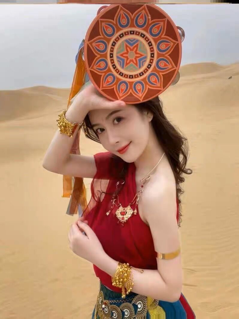 Vòng đeo bắp tay trơn cá tính - Arora boutique