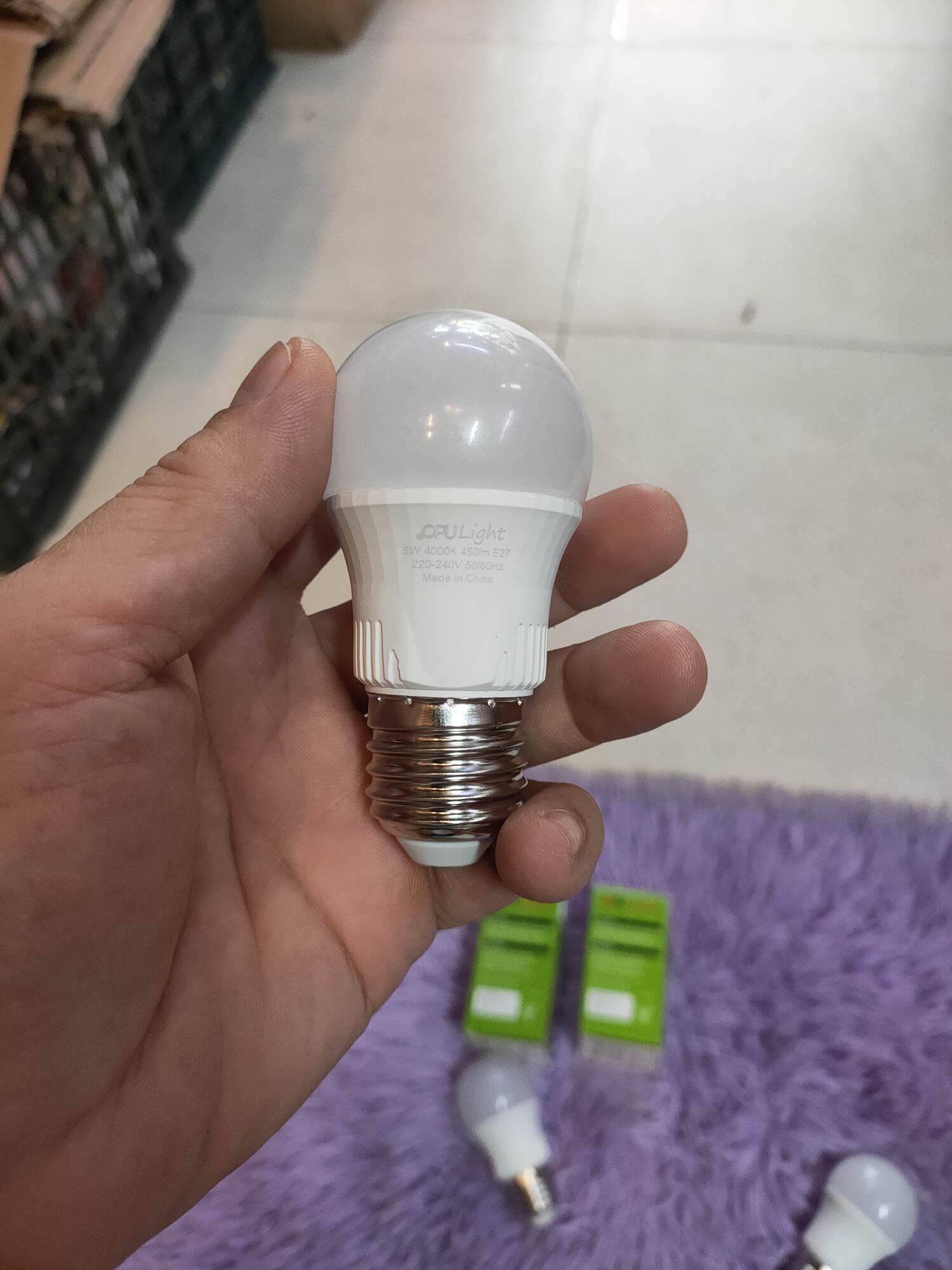 Bóng led 5w trung tính 4000-4500k đui E27 phổ thông