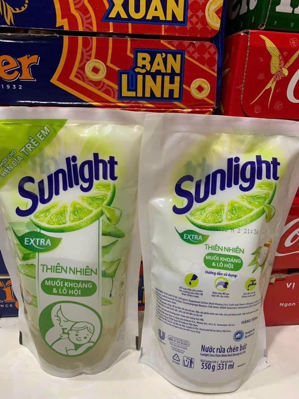 2 TÚI NƯỚC RỬA CHÉN SUNLIGHT MUỐI KHOÁNG VÀ LÔ HỘI. 1 TÚI 550G.