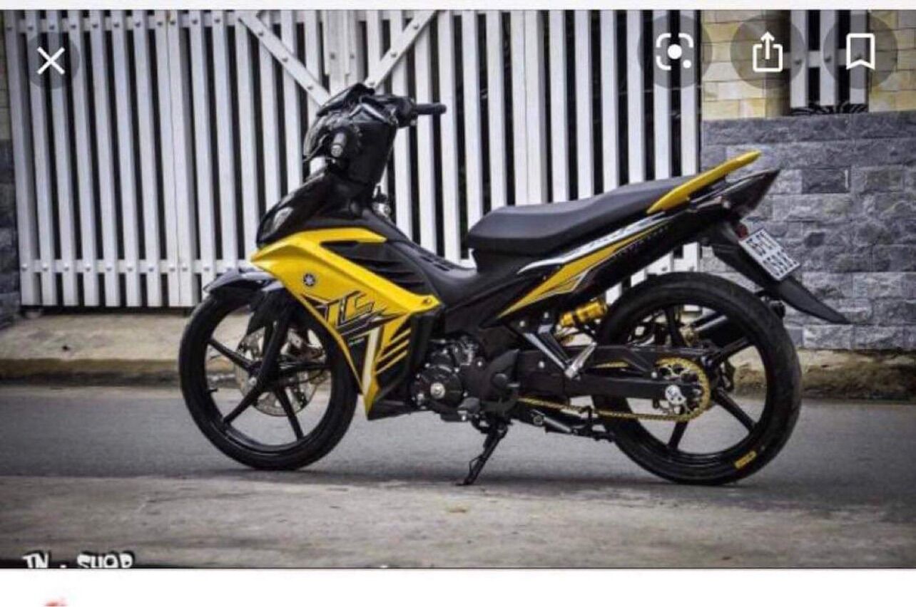 [HCM]Dàn áo Ex 135 vàng đen kèm tem đẹp