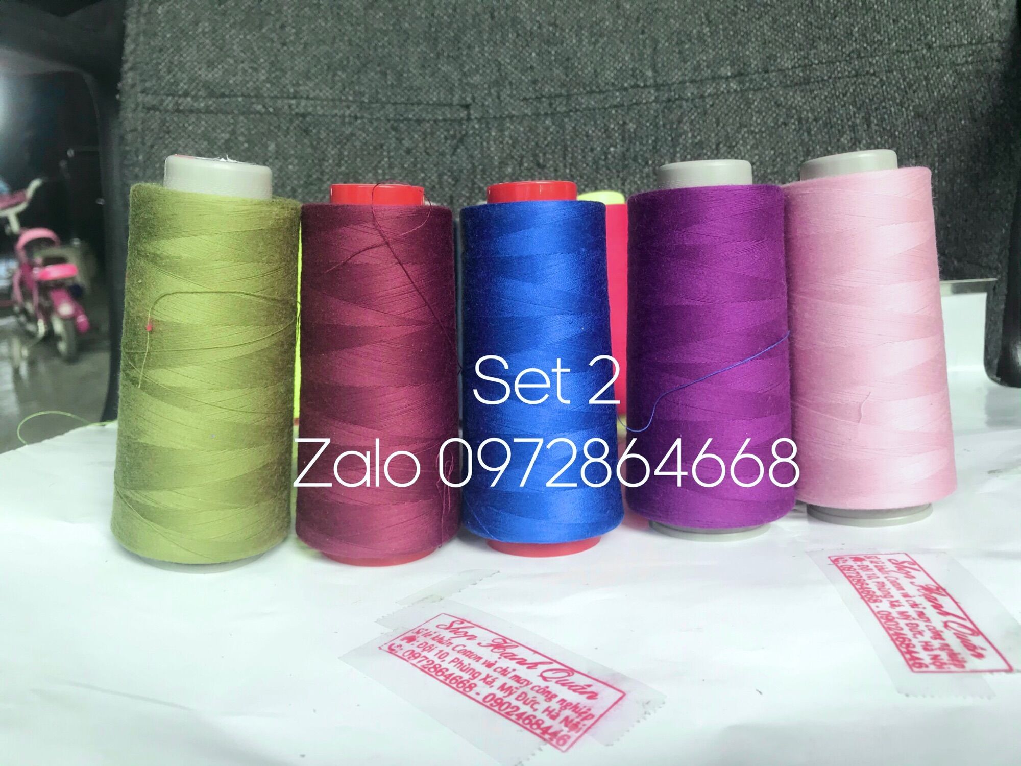 Set of 5 Rolls of Sewing Thread, 2500m Long/1 Roll
