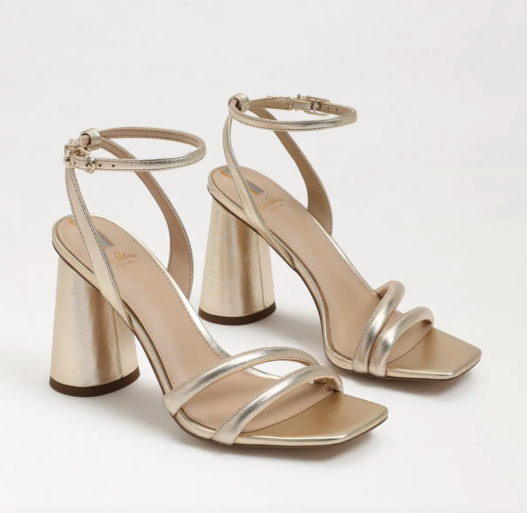 KIA BLOCK HEEL SANDAL


sam edelmam