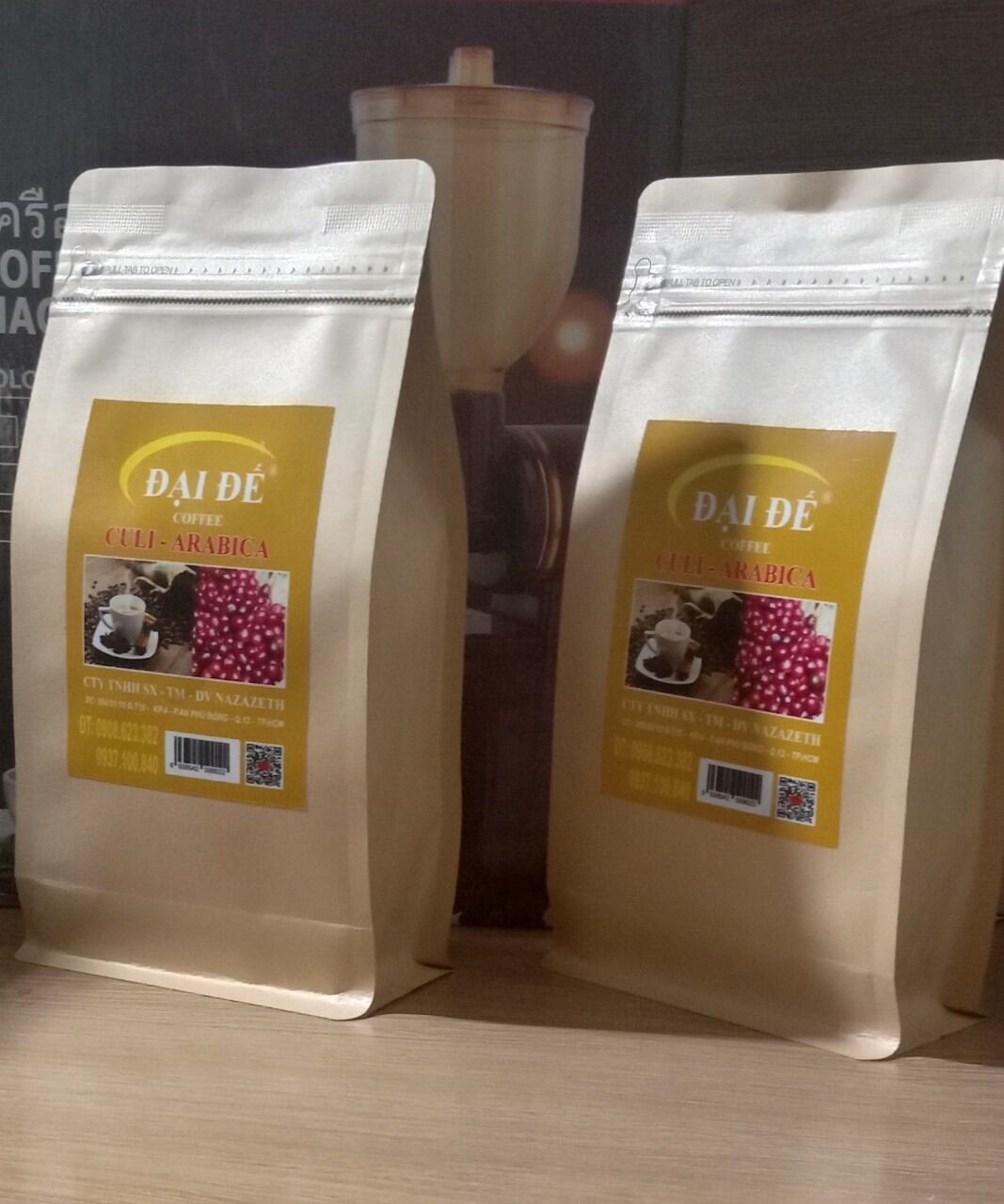 Cà phê rang xay gói 500g.