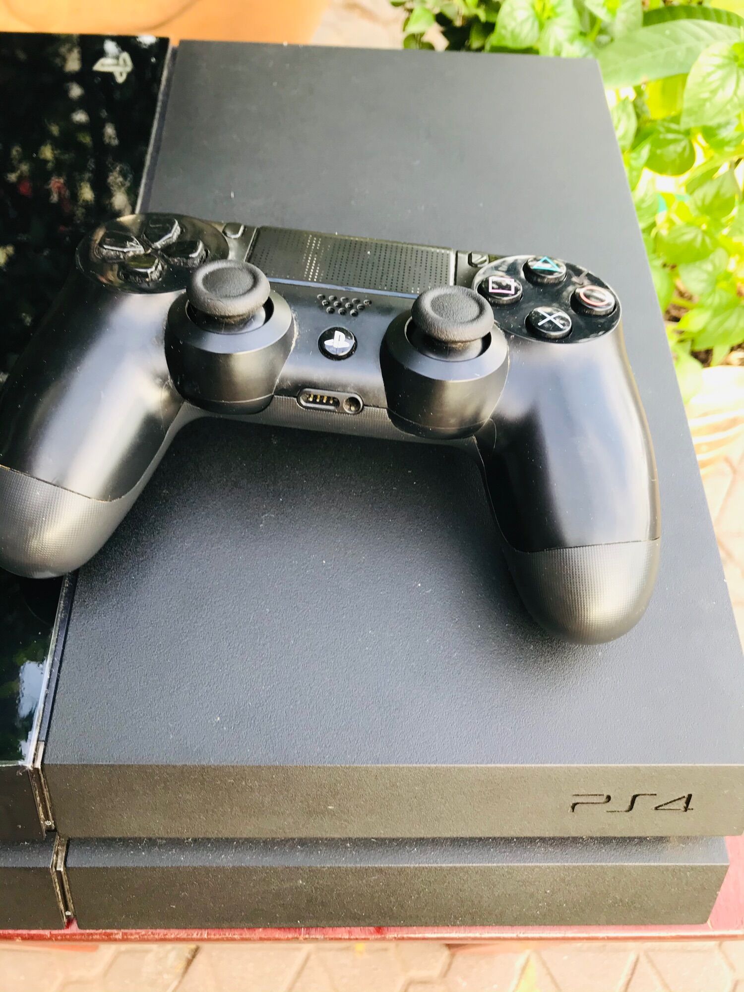 Máy ps4 fat đã chơi game down từ internet