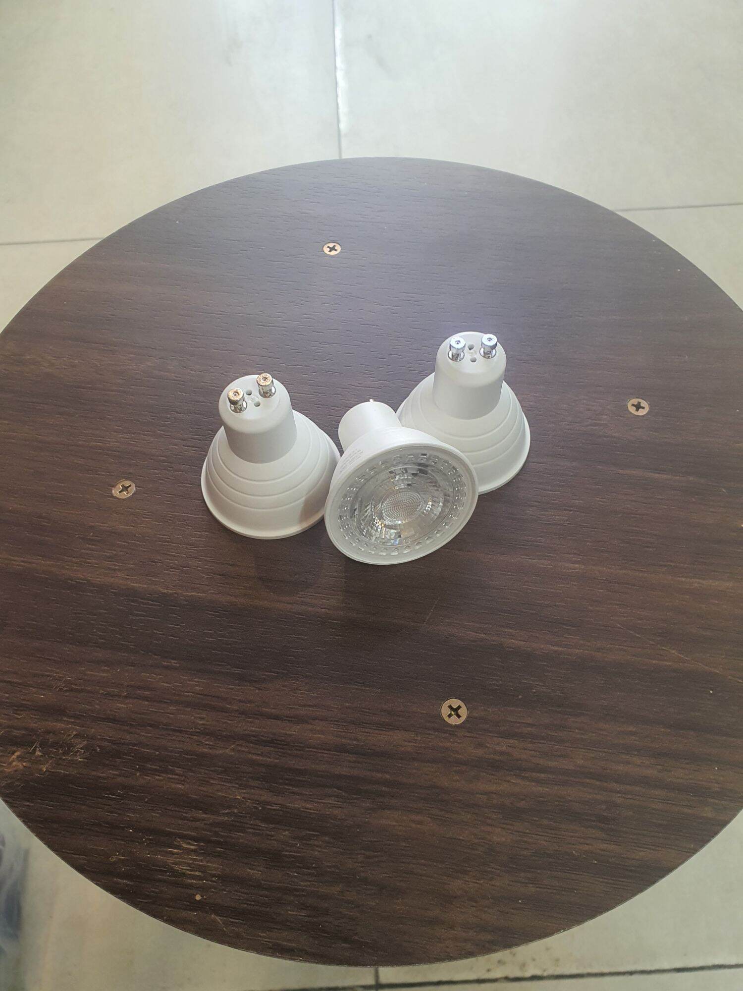 Bóng gu10-6w led
