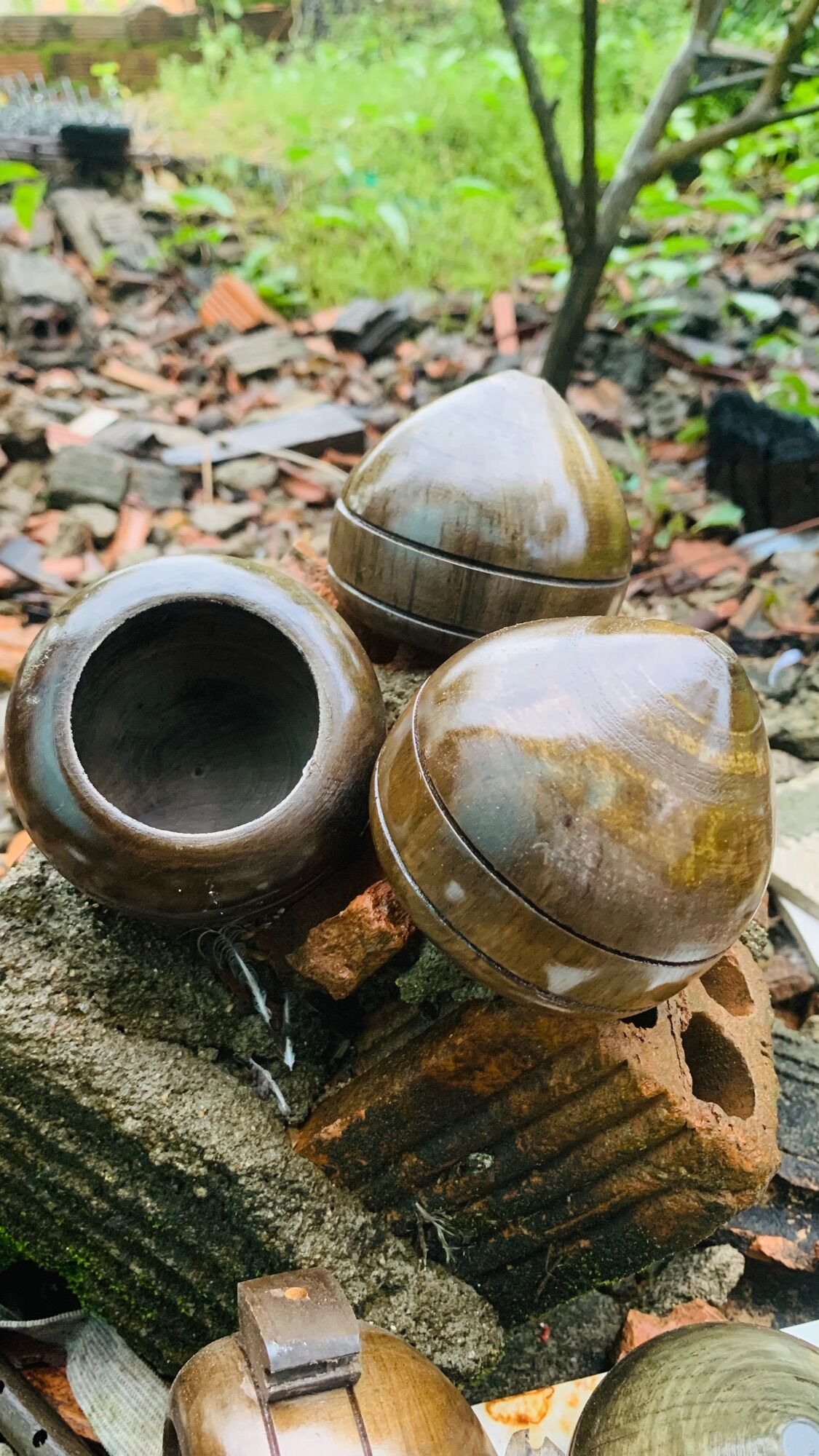 Cóng Đựng Thức Ăn Cho Chim ( gỗ lăng mun, gổ căm xe mở)