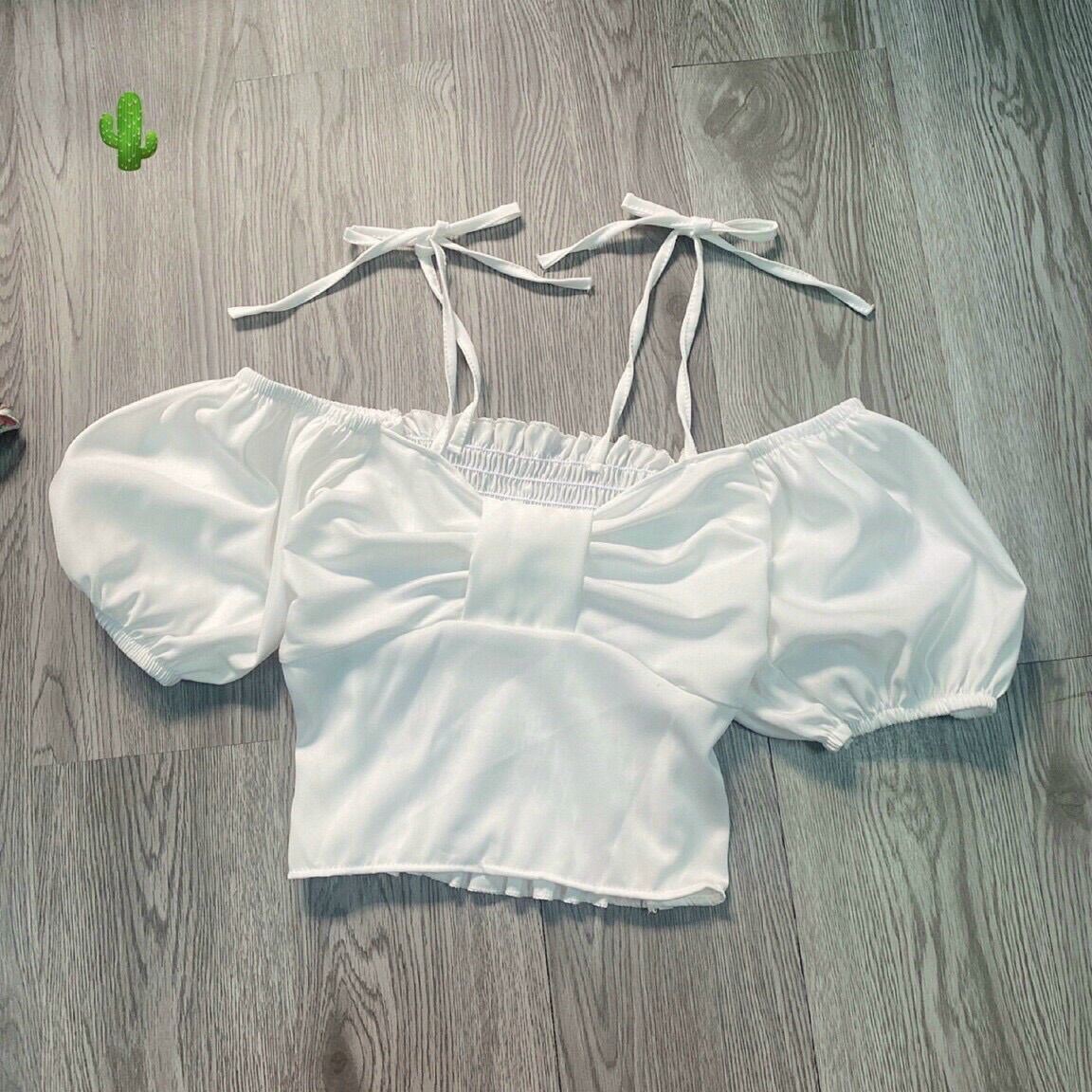 Áo kiểu áo croptop cột nơ vai from dưới 50kg