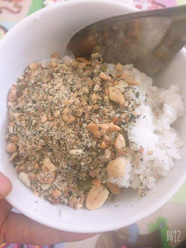 Lạc Trắng Bóc Tay 1kg ( hút chân không)