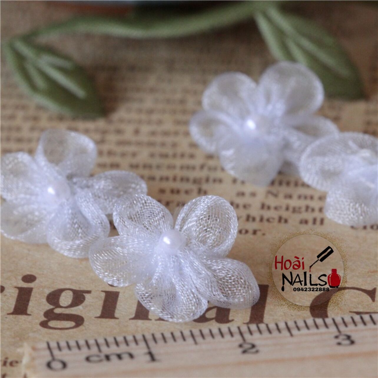Hoa vải trắng gắn móng tay siêu xinh (1 bông)