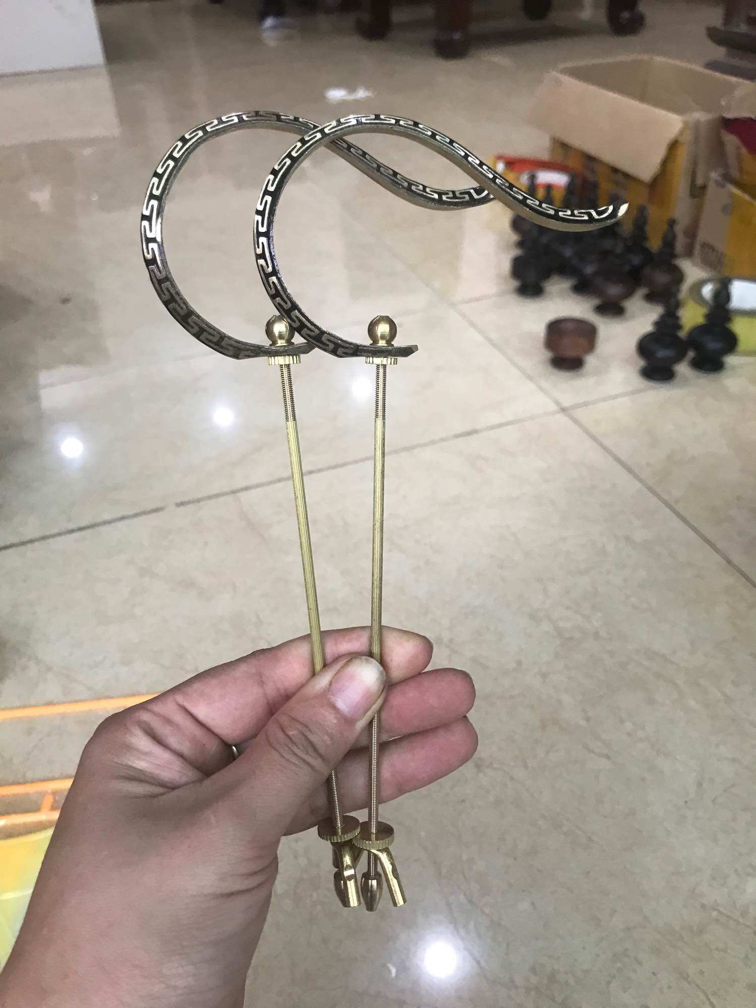 Móc đồng cho lồng khuyên , hút mật
